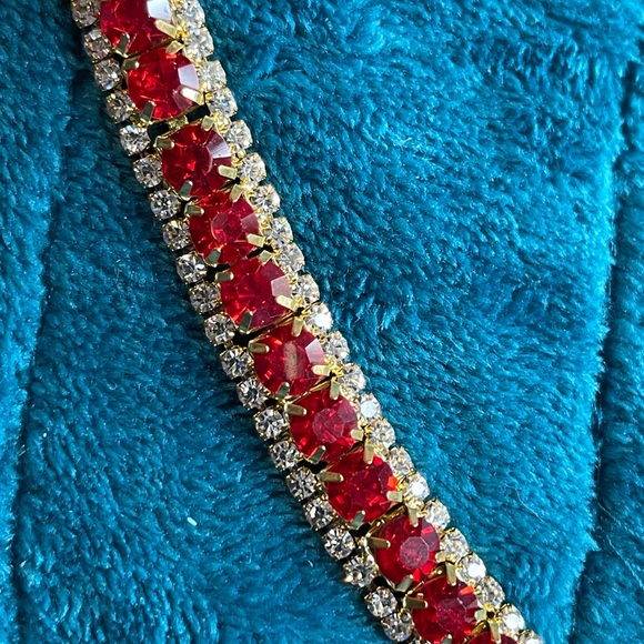 She wore red rhinestones crystal bracelet vintage artisan - Picture 2 of 12